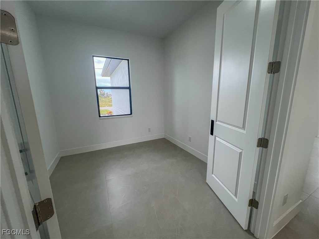 1302 NW 13th Terrace Cape Coral FL 33993 2025009140 image16