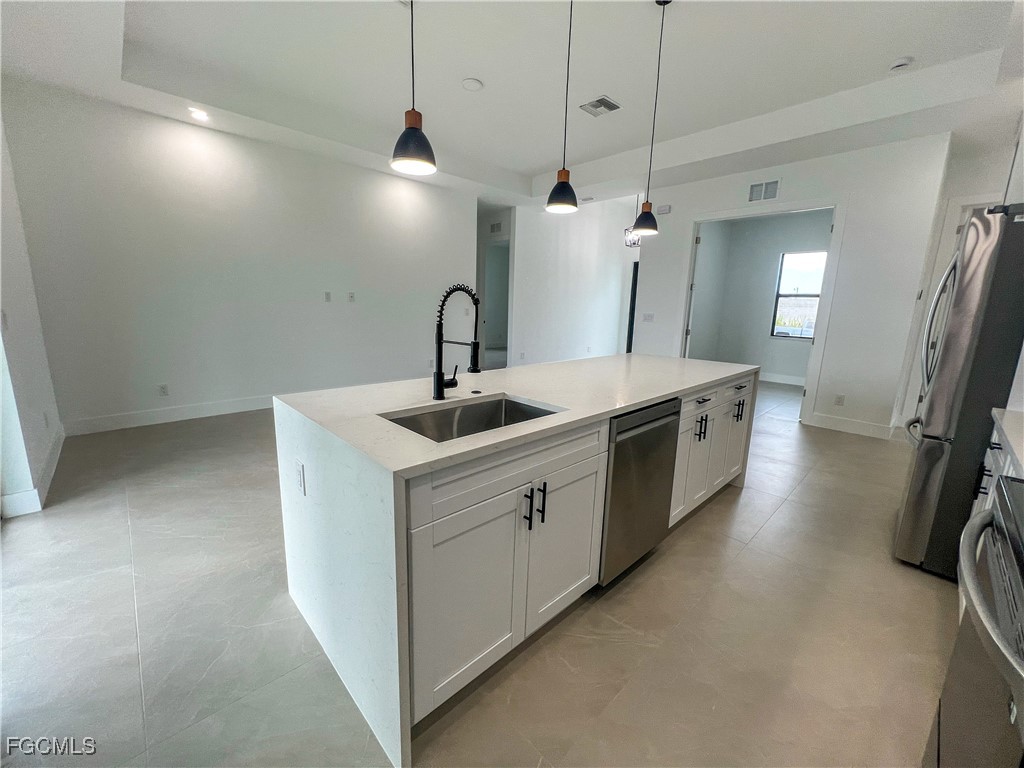 1302 NW 13th Terrace Cape Coral FL 33993 2025009140 image5