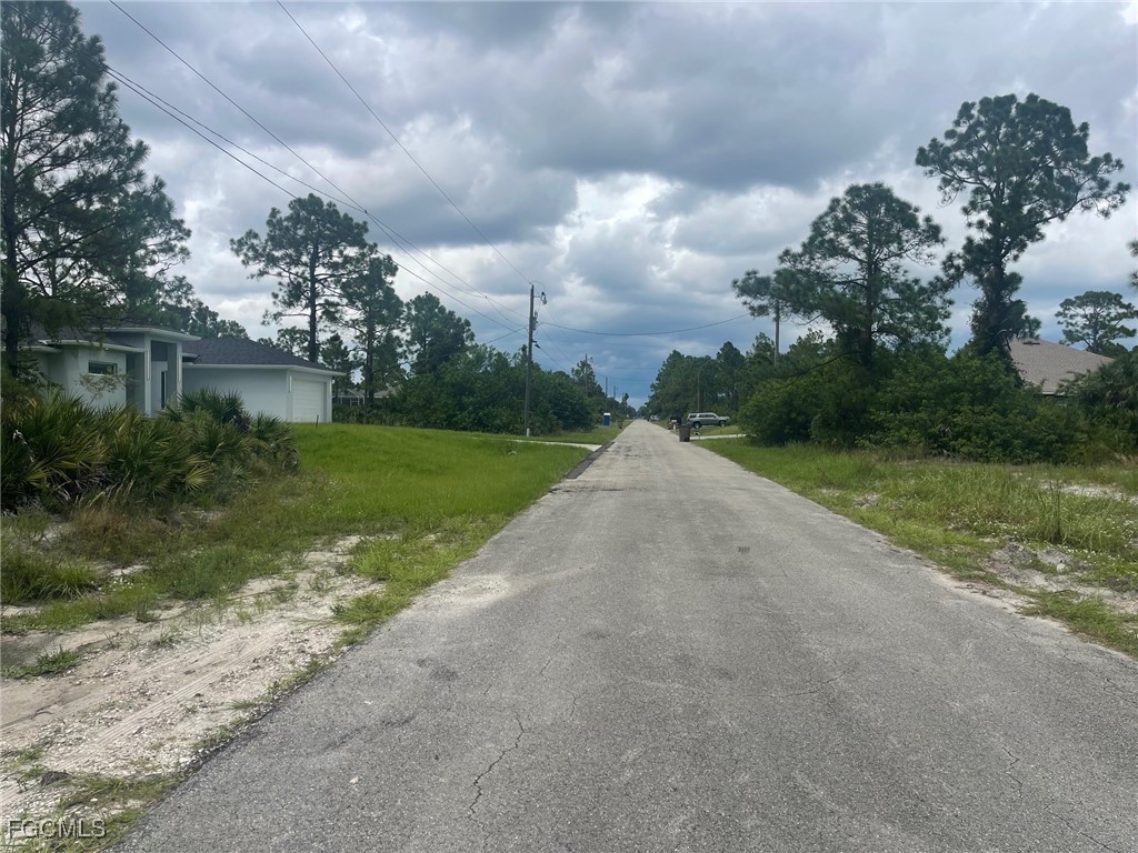 1302 Prospect Avenue Lehigh Acres FL 33972 2025012335 image2