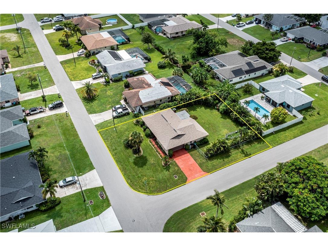 1302 SE 15th Street Cape Coral FL 33990 224062169 image1