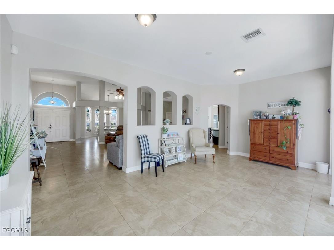 1302 SW 20th Street Cape Coral FL 33991 2025022701 image19