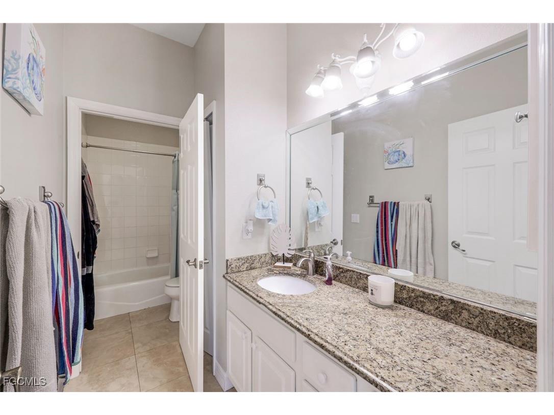 1302 SW 20th Street Cape Coral FL 33991 2025022701 image41