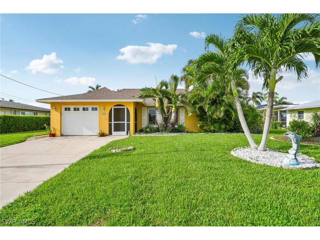 1302 Shelby Parkway Cape Coral FL 33904 224058954 image1