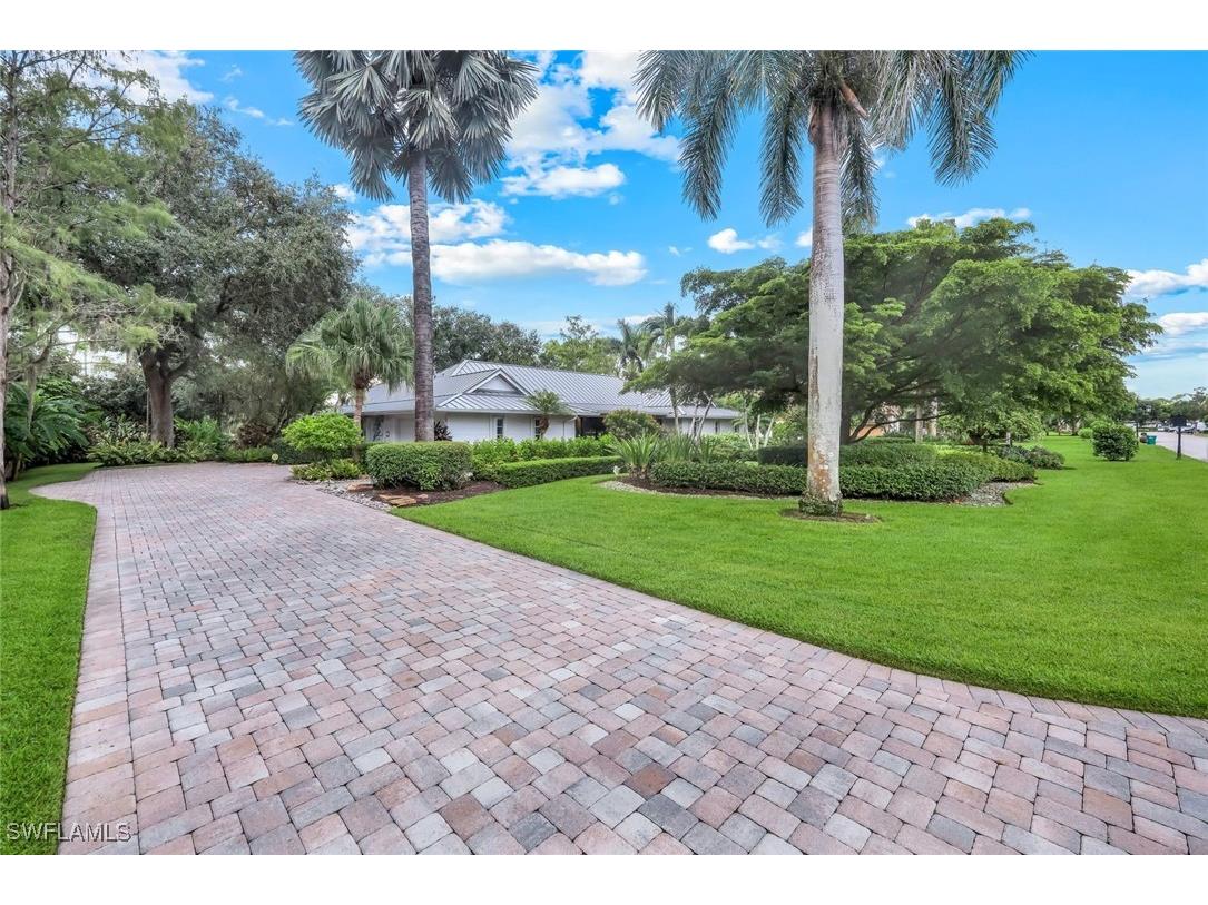 13024 Valewood Drive Naples FL 34119 225080027 image25