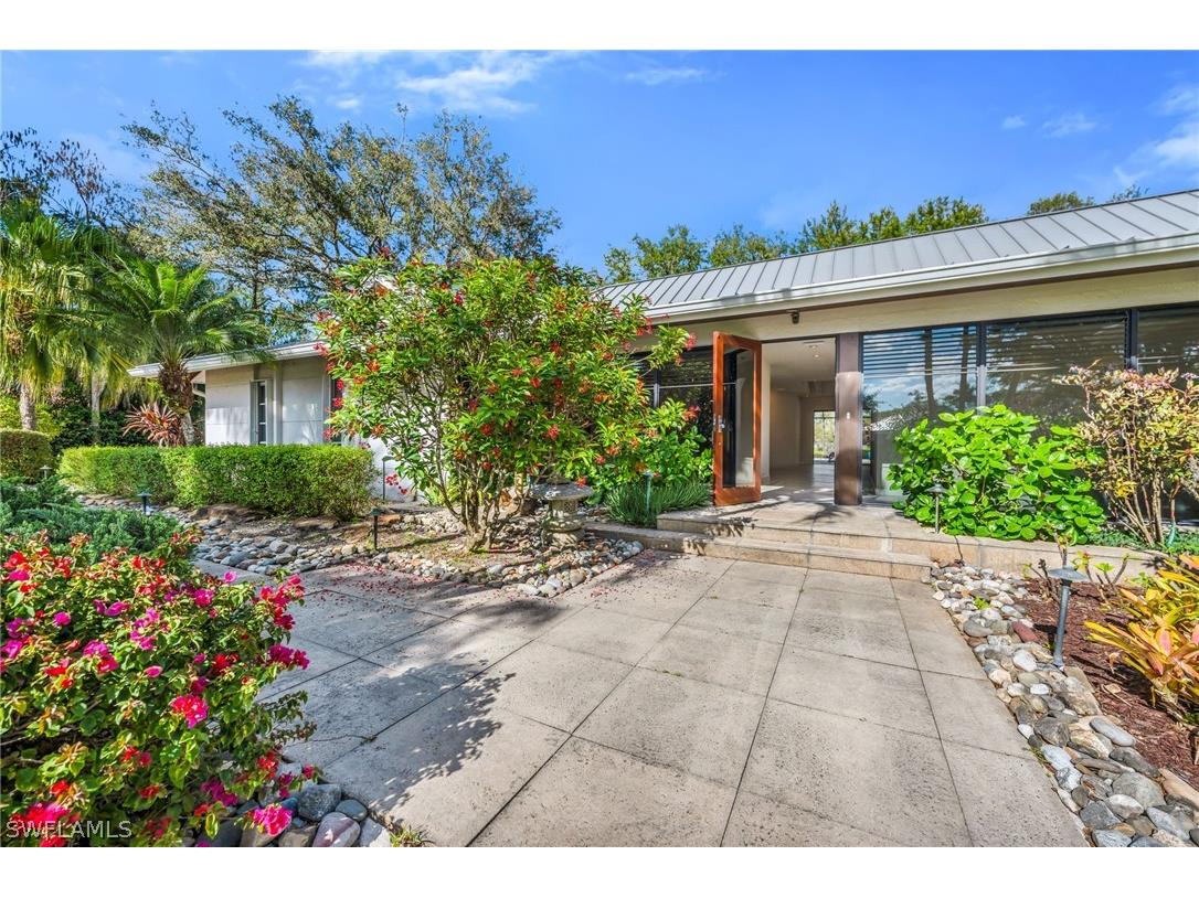 13024 Valewood Drive Naples FL 34119 226012284 image2