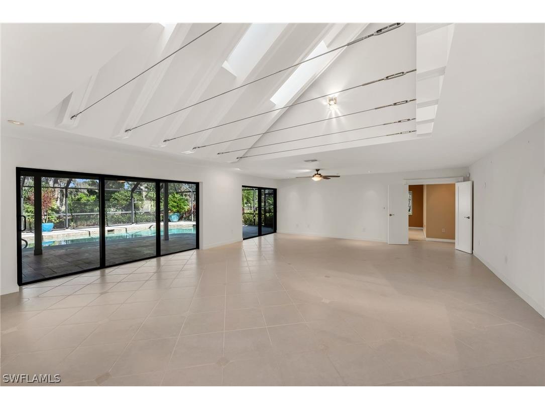 13024 Valewood Drive Naples FL 34119 226012284 image9