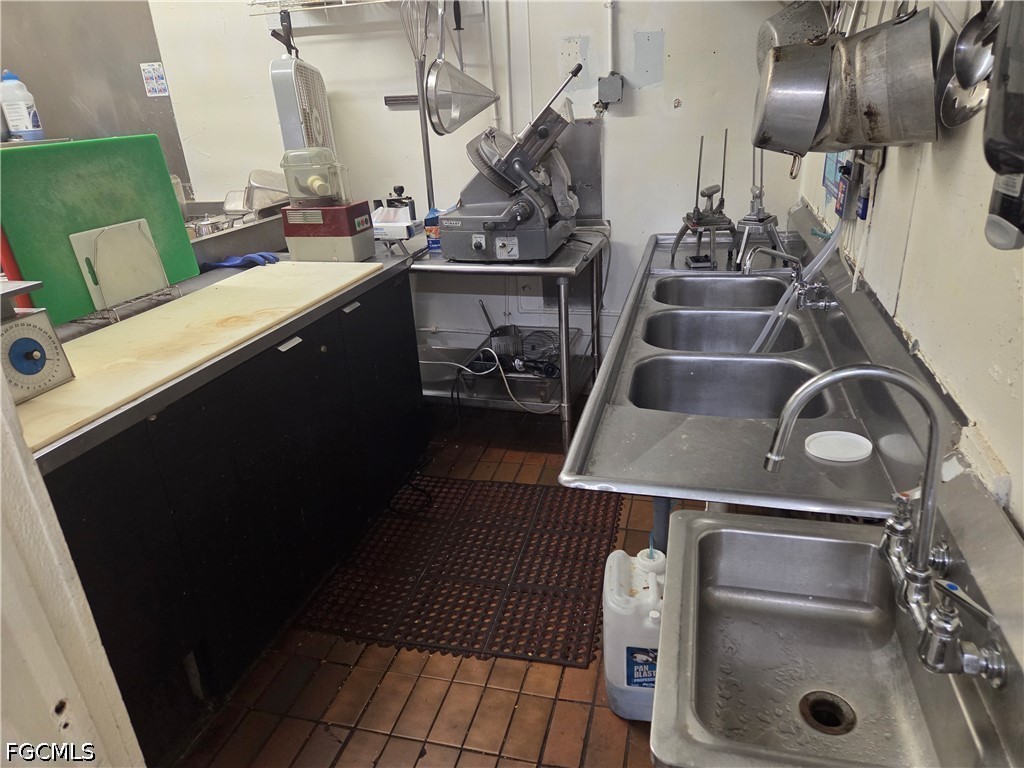 1303 Del Prado Boulevard S Cape Coral FL 33990 2026015223 image9