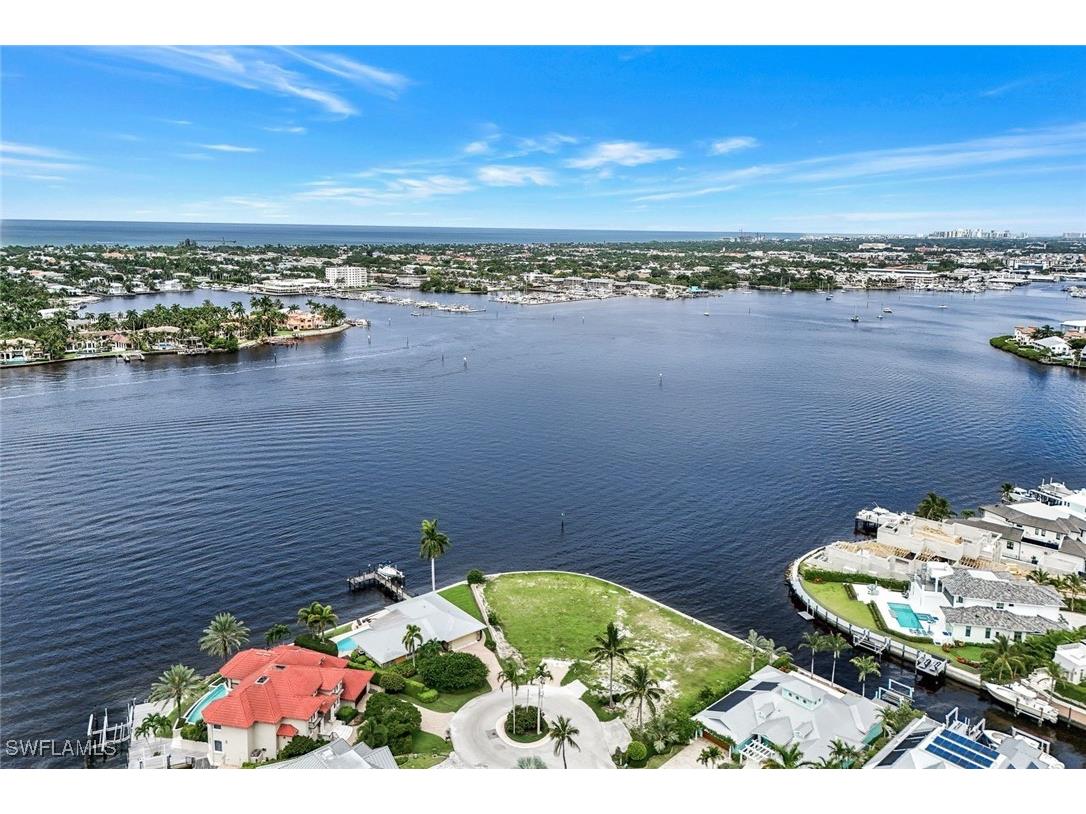 1303 Marlin Drive Naples FL 34102 225065453 image10