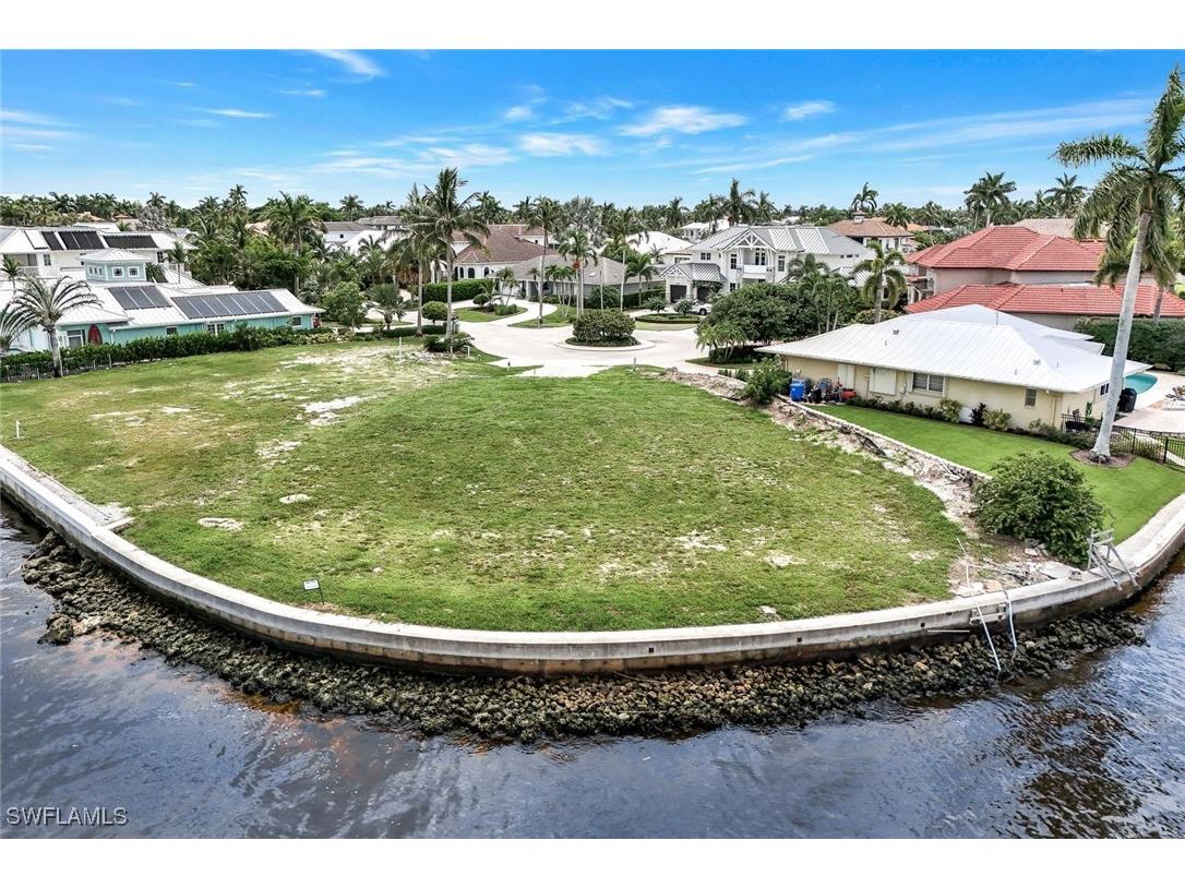 1303 Marlin Drive Naples FL 34102 225065453 image4