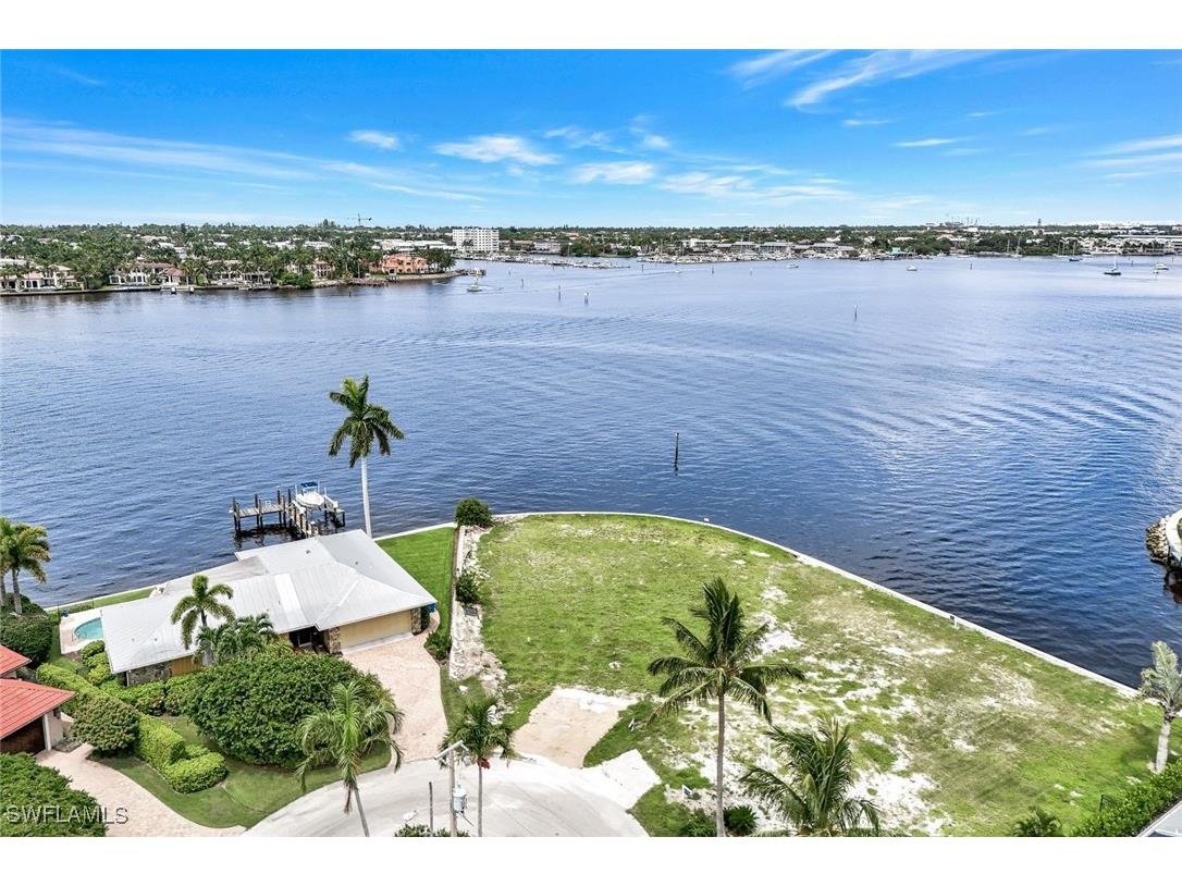 1303 Marlin Drive Naples FL 34102 225065453 image5