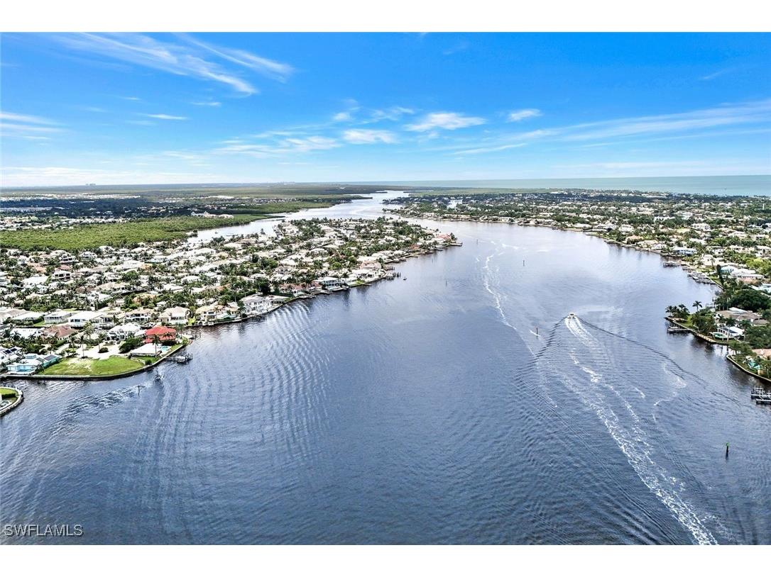 1303 Marlin Drive Naples FL 34102 225065453 image7