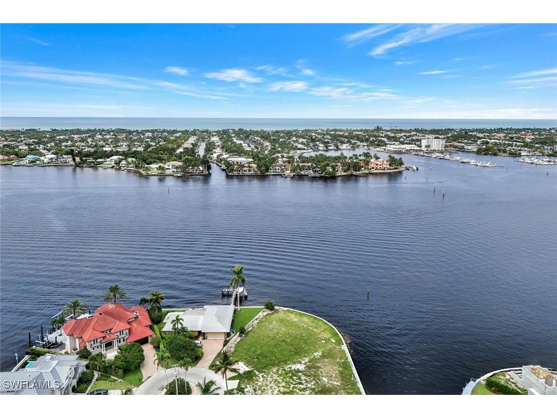 1303 Marlin Drive Naples FL 34102 225065453 image8