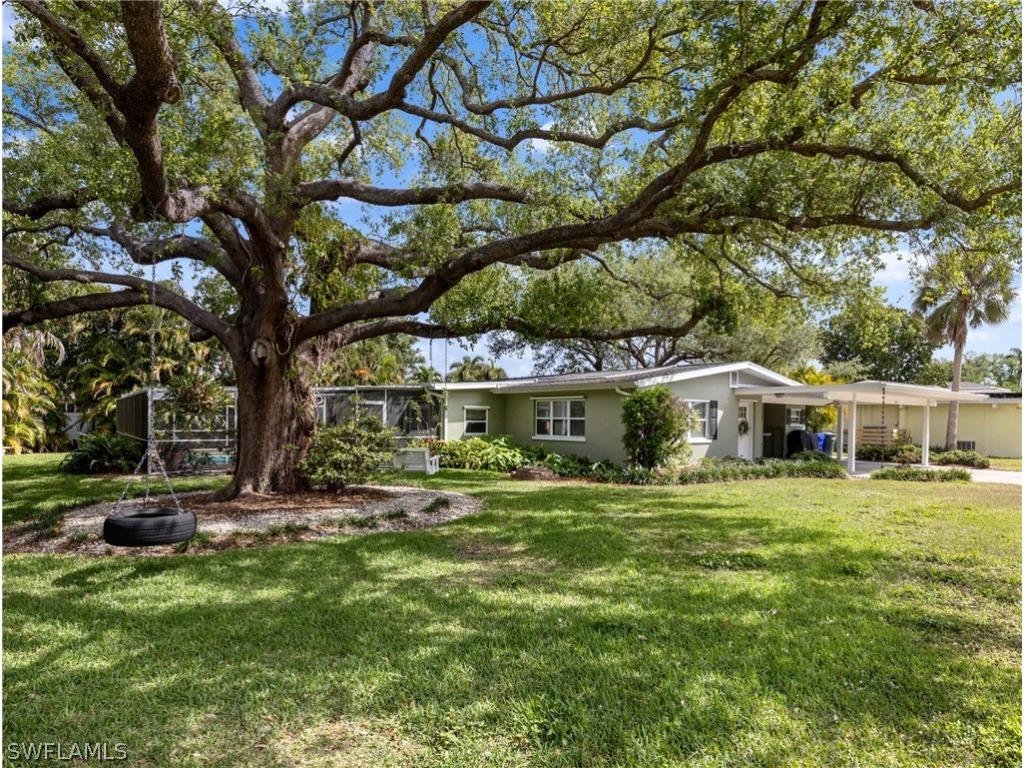 1303 Morningside Drive Fort Myers FL 33901 224030421 image1