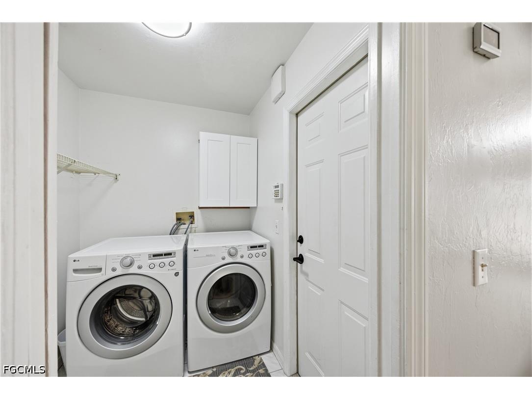 1303 NW 3rd Place Cape Coral FL 33993 2026019000 image24