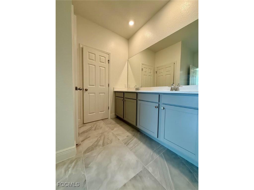 1303 NW 40th Place Cape Coral FL 33993 224077266 image5