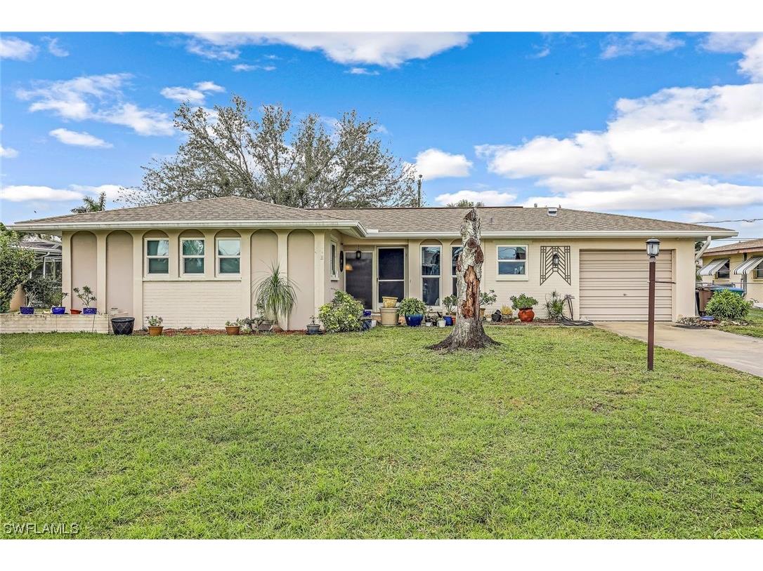 1303 SE 27th Terrace Cape Coral FL 33904 224008068 image1