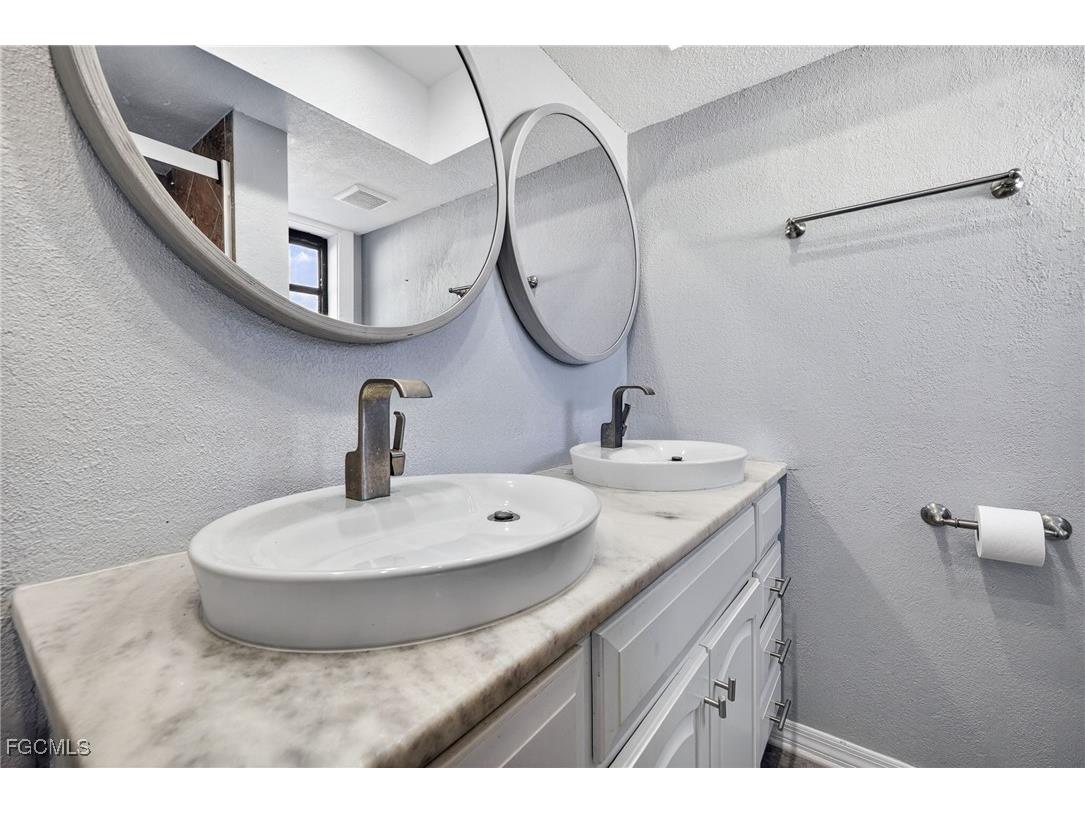 1303 SW 16th Terrace #101 Cape Coral FL 33991 2026003699 image13