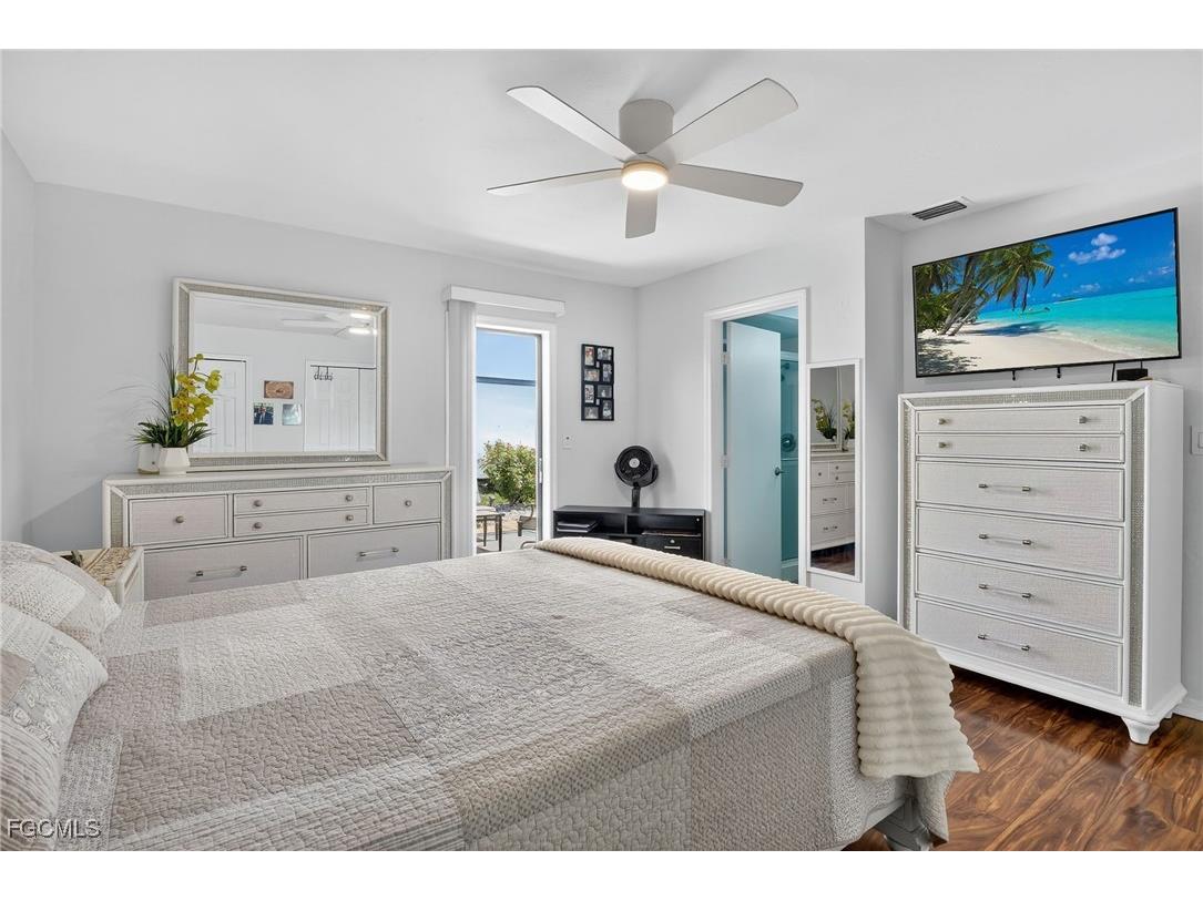 1303 SW 16th Terrace #102 Cape Coral FL 33991 2025004095 image18