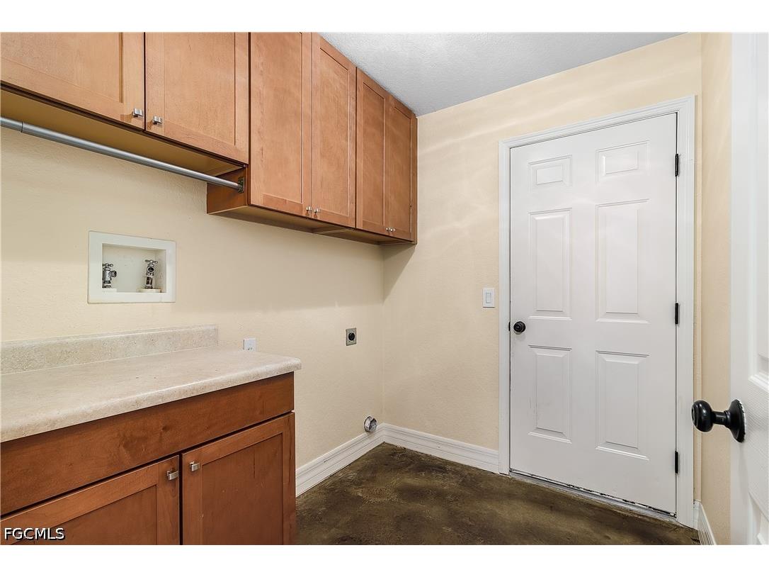 1303 SW 43rd Lane Cape Coral FL 33914 2026029021 image25