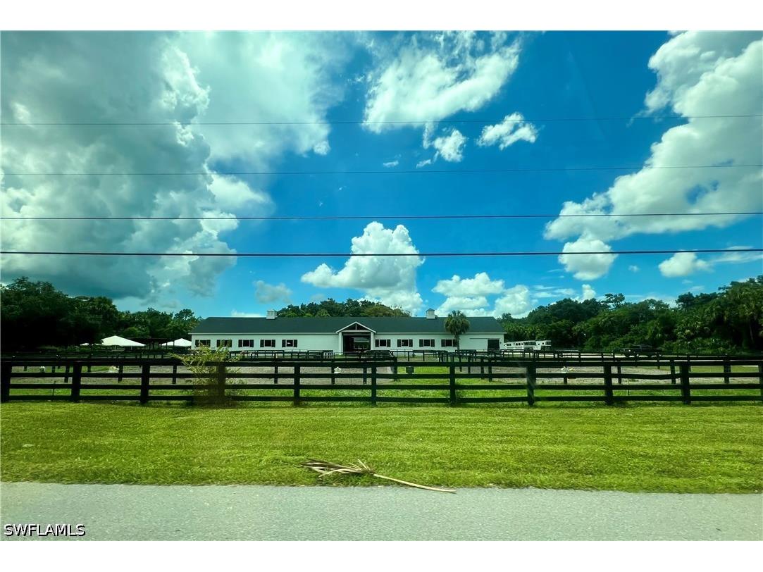 1303 Shady Lane Naples FL 34120 226018593 image3