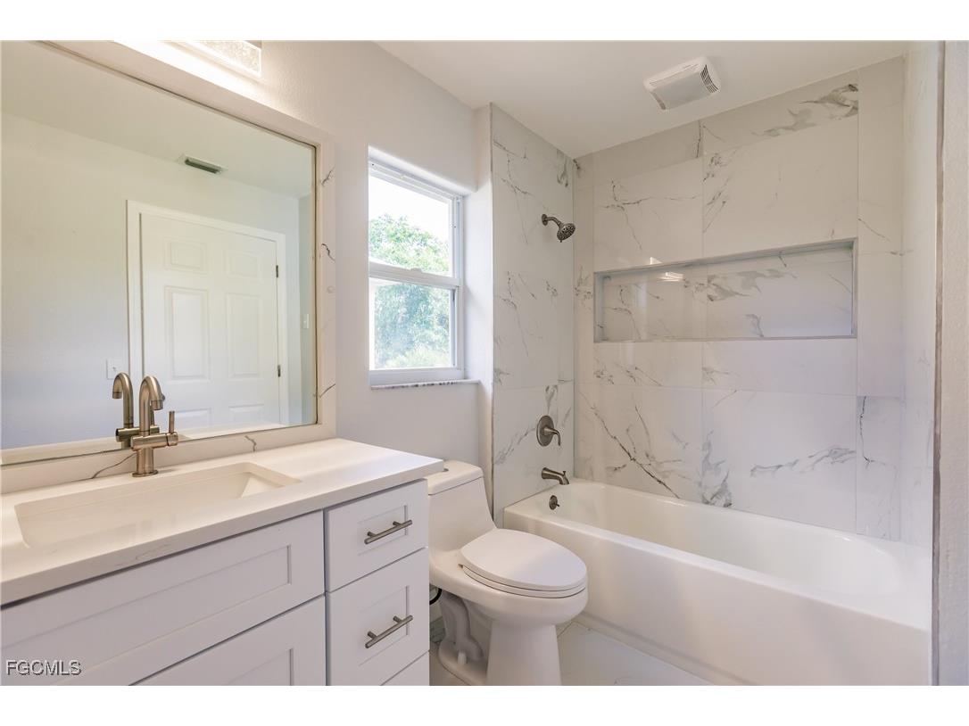 1304 Islamorada Boulevard Punta Gorda FL 33955 2025013336 image21