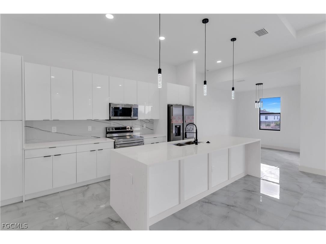 1304 Lee Avenue Lehigh Acres FL 33972 2026009851 image11