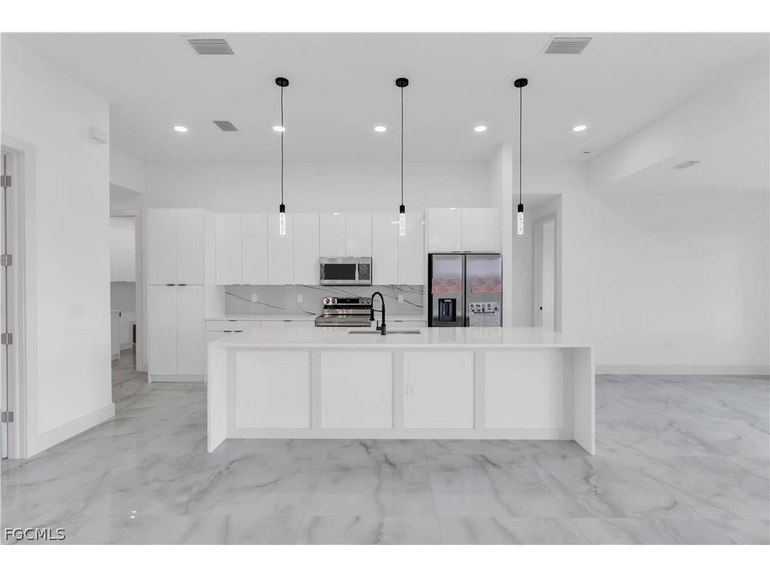 1304 Lee Avenue Lehigh Acres FL 33972 2026009851 image6