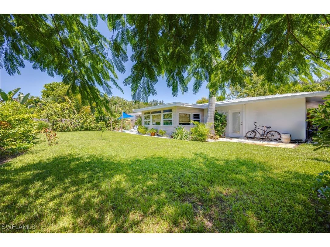 1304 Milano Drive Naples FL 34103 225065071 image30