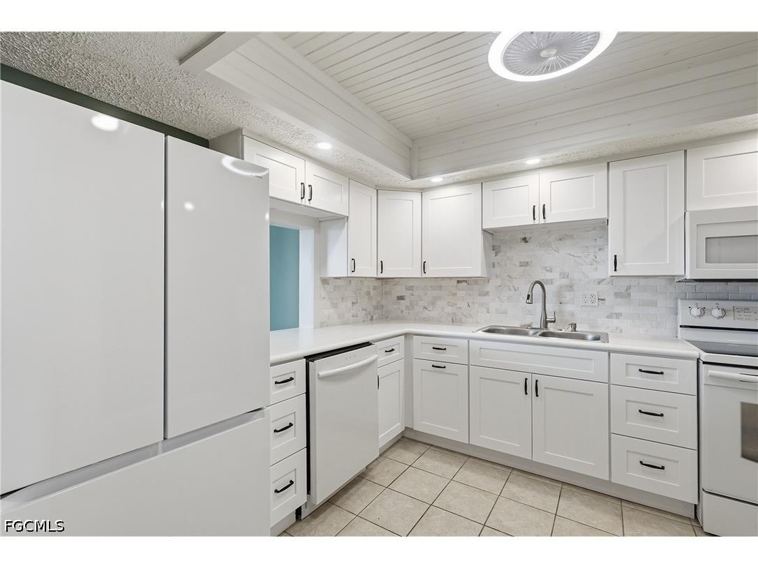 1304 Miramar Street #202 Cape Coral FL 33904 2026019047 image1