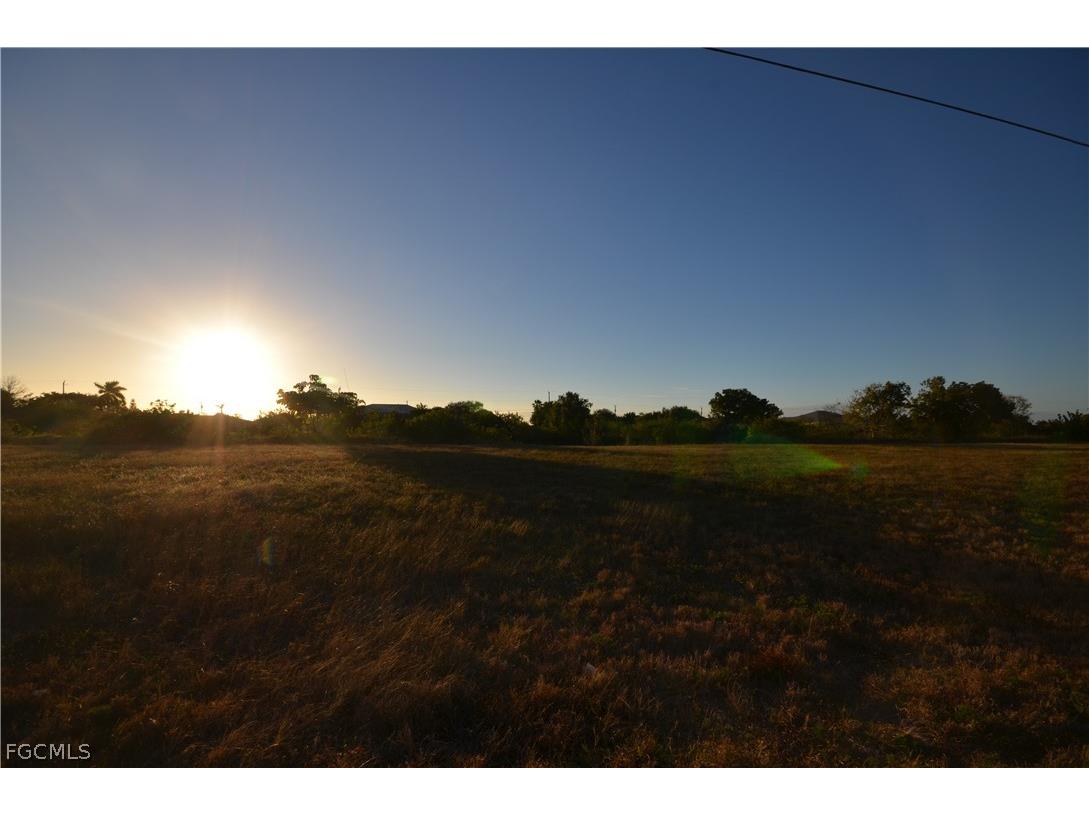 1304 NE 14th Avenue Cape Coral FL 33909 2026012624 image4