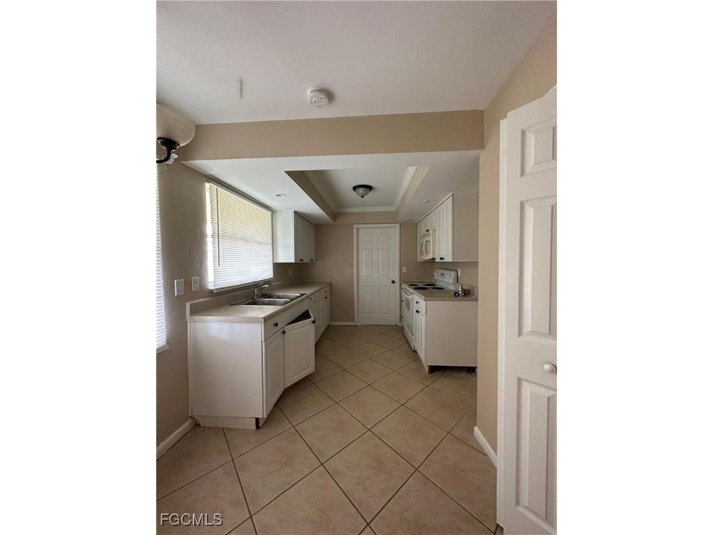 1304 SE 31st Terrace Cape Coral FL 33904 2026005343 image4