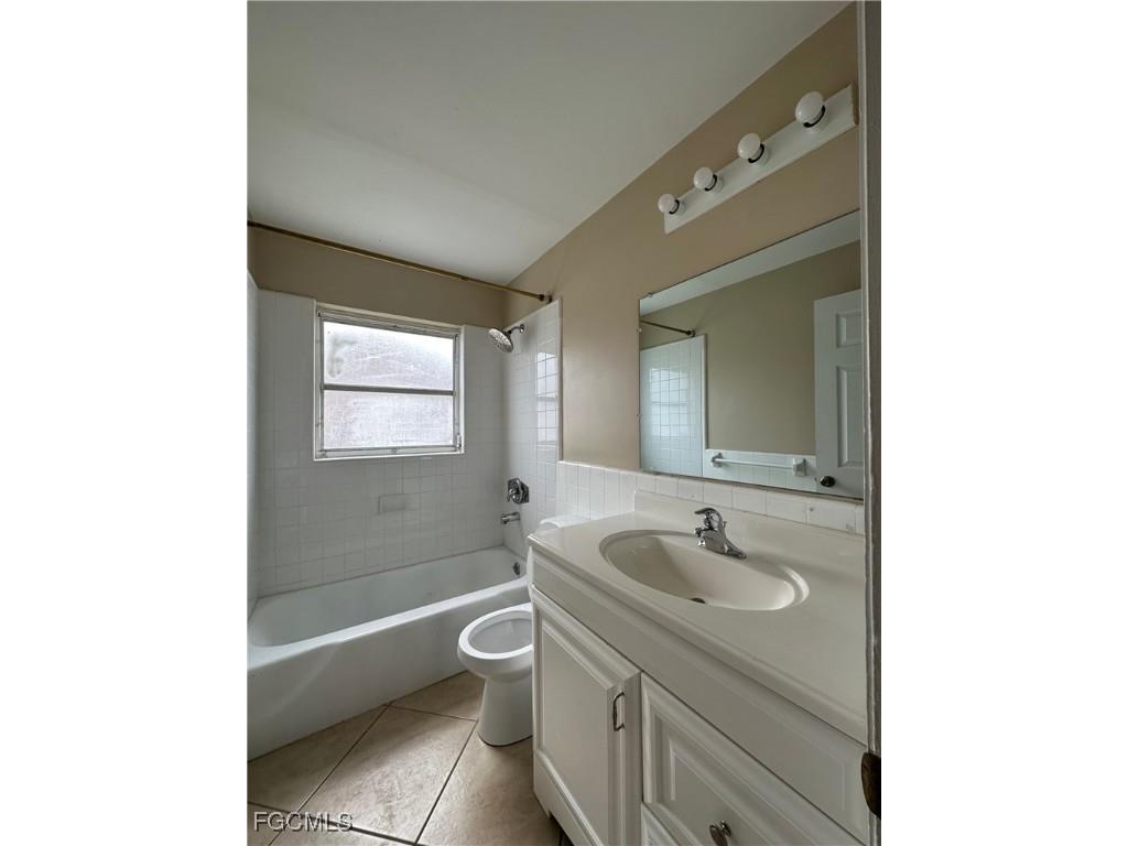 1304 SE 31st Terrace Cape Coral FL 33904 2026005343 image6