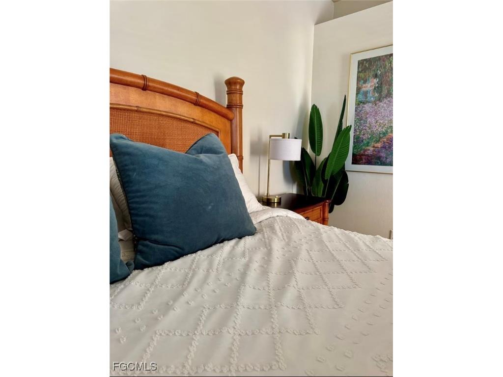 13042 Sail Away Street North Fort Myers FL 33903 2025021091 image30