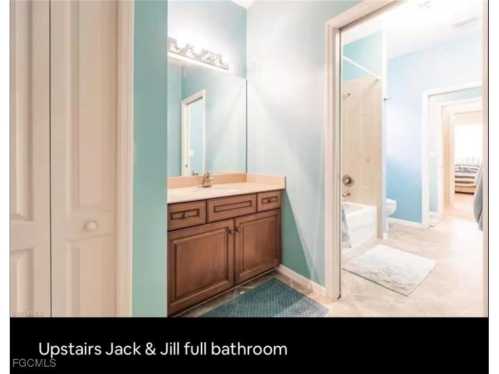 13042 Sail Away Street North Fort Myers FL 33903 2025021091 image40