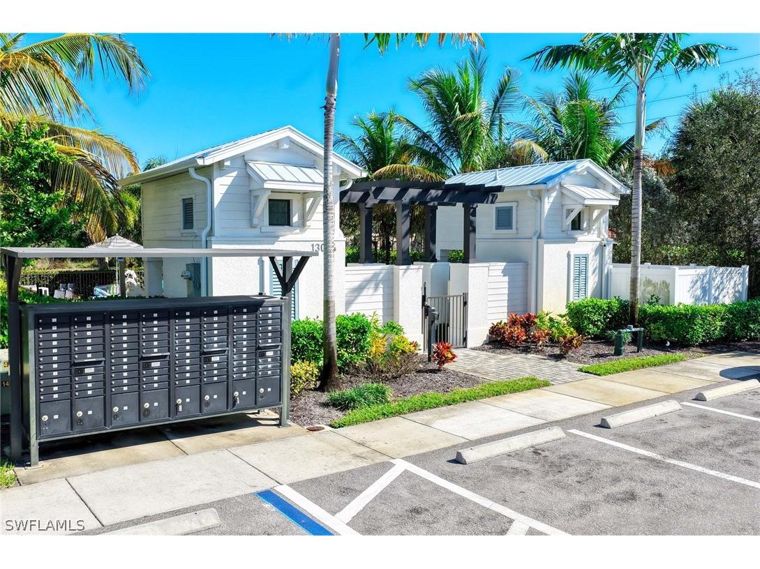 13045 Pembroke Drive Naples FL 34105 226006319 image30