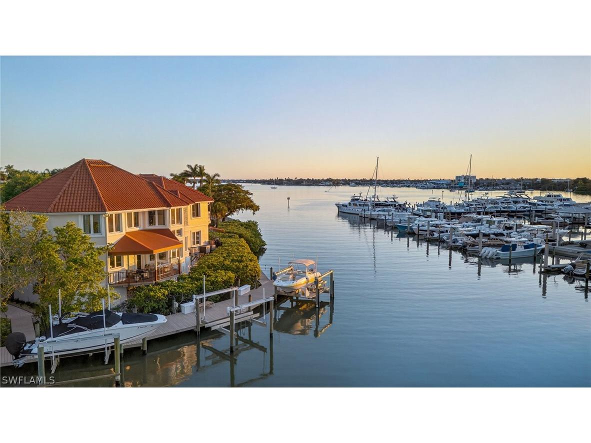 1305 Curlew Avenue #C Naples FL 34102 226009097 image1