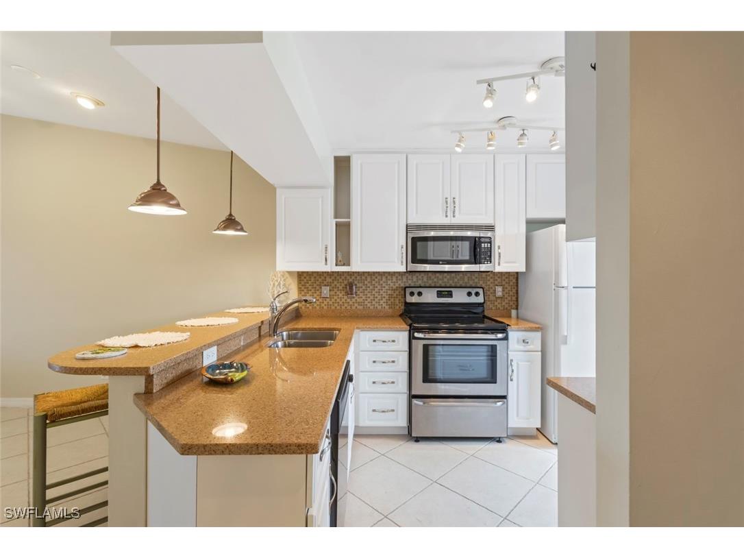 1305 Mainsail Drive #1013 Naples FL 34114 225078894 image3