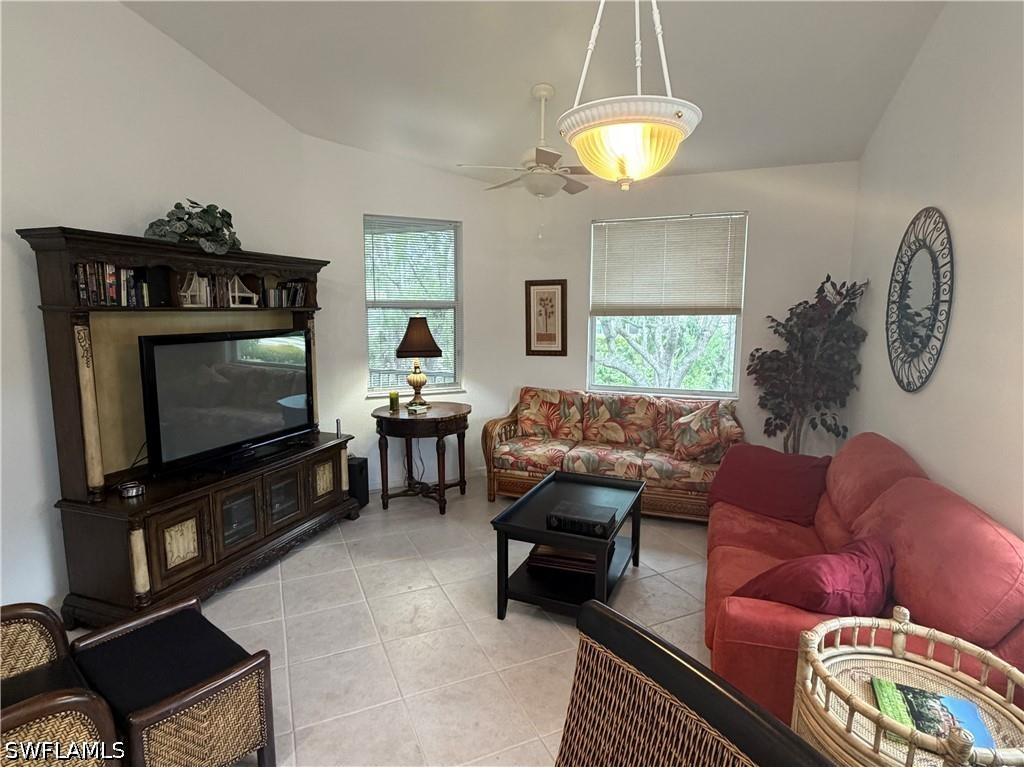 1305 Mariposa Circle #1204 Naples FL 34105 226024557 image1