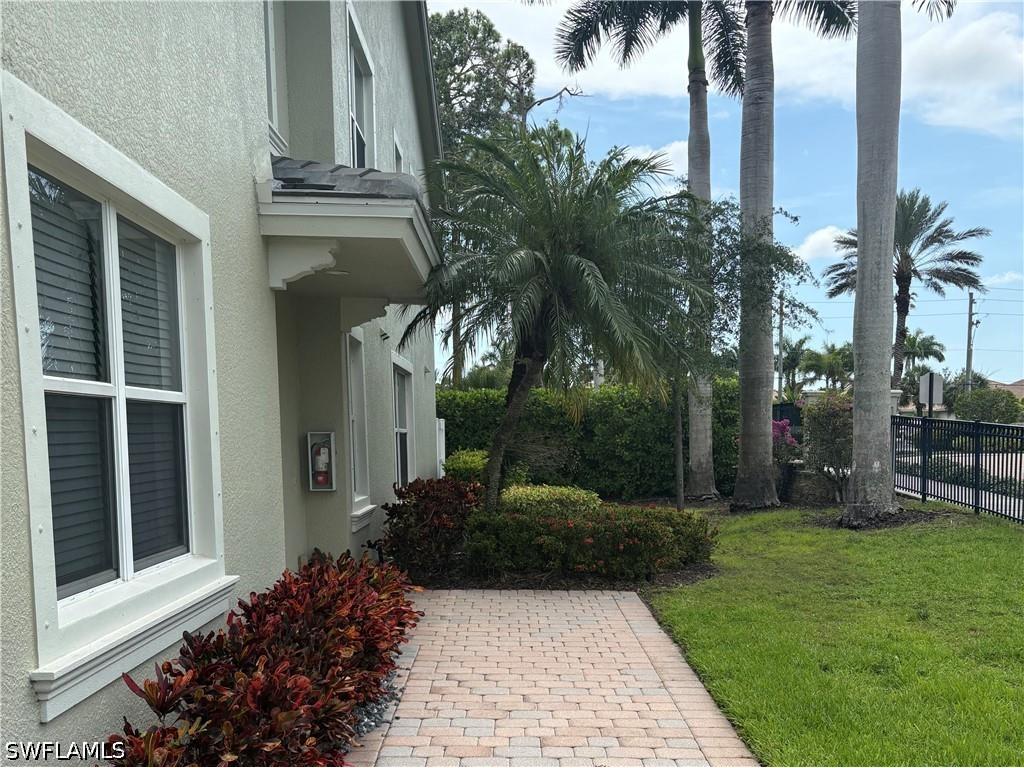 1305 Mariposa Circle #1204 Naples FL 34105 226024557 image12