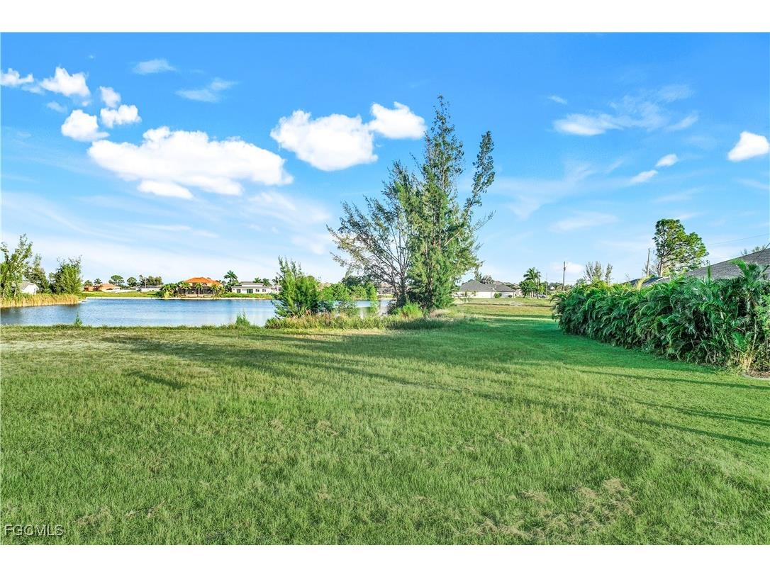 1305 NW 20th Court Cape Coral FL 33993 2025024203 image3