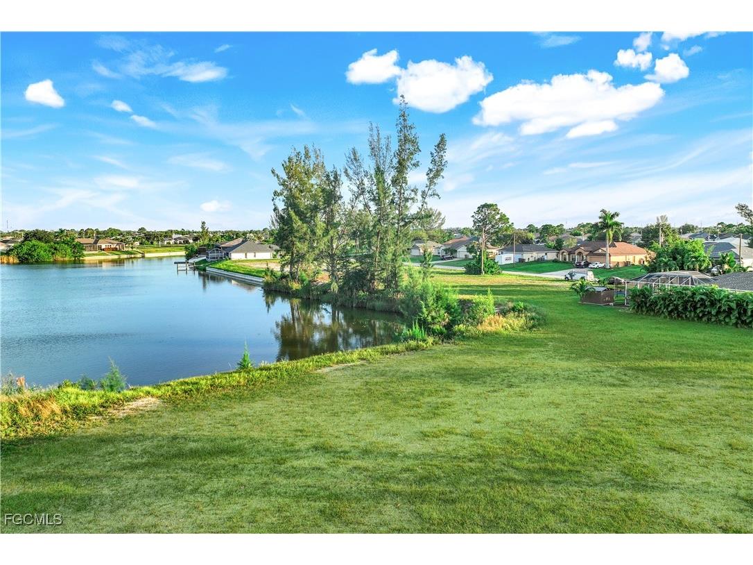 1305 NW 20th Court Cape Coral FL 33993 2025024203 image7