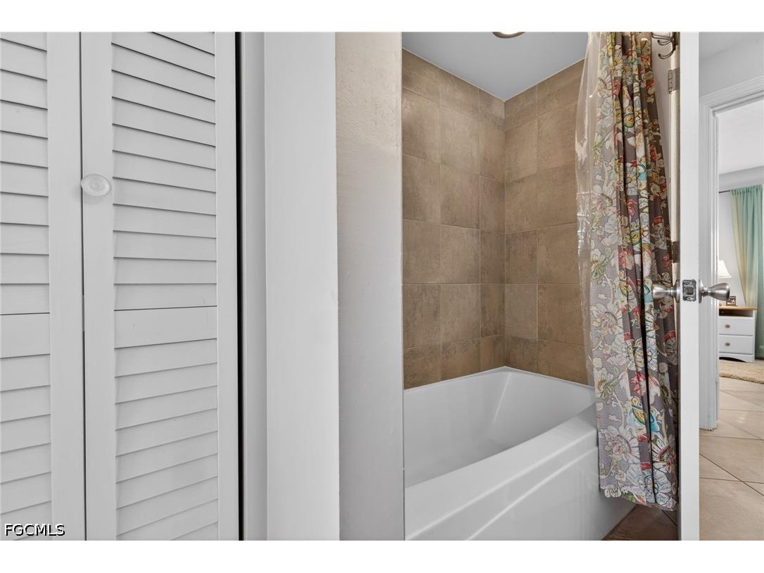 1305 SE 14th Street Cape Coral FL 33990 2026016985 image19