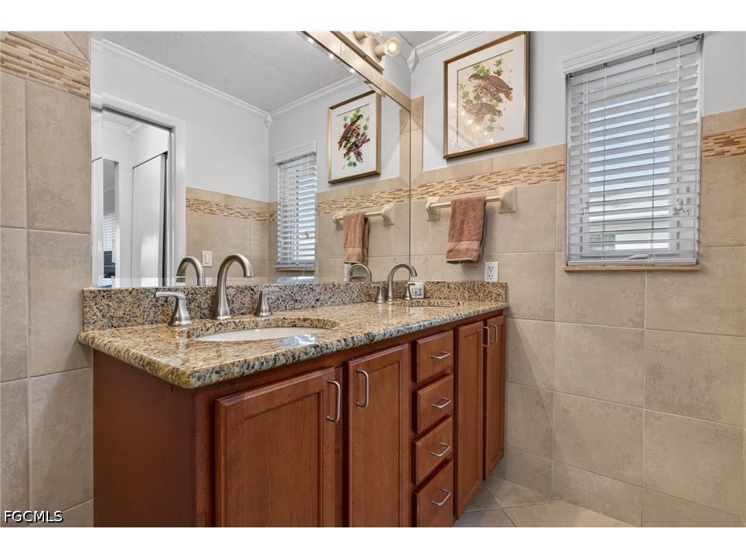 1305 SE 14th Street Cape Coral FL 33990 2026016985 image22