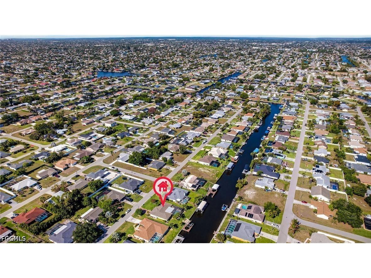1305 SE 14th Street Cape Coral FL 33990 2026016985 image36