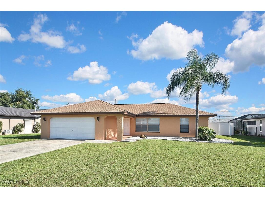 1305 SE 25th Lane Cape Coral FL 33904 224064790 image1