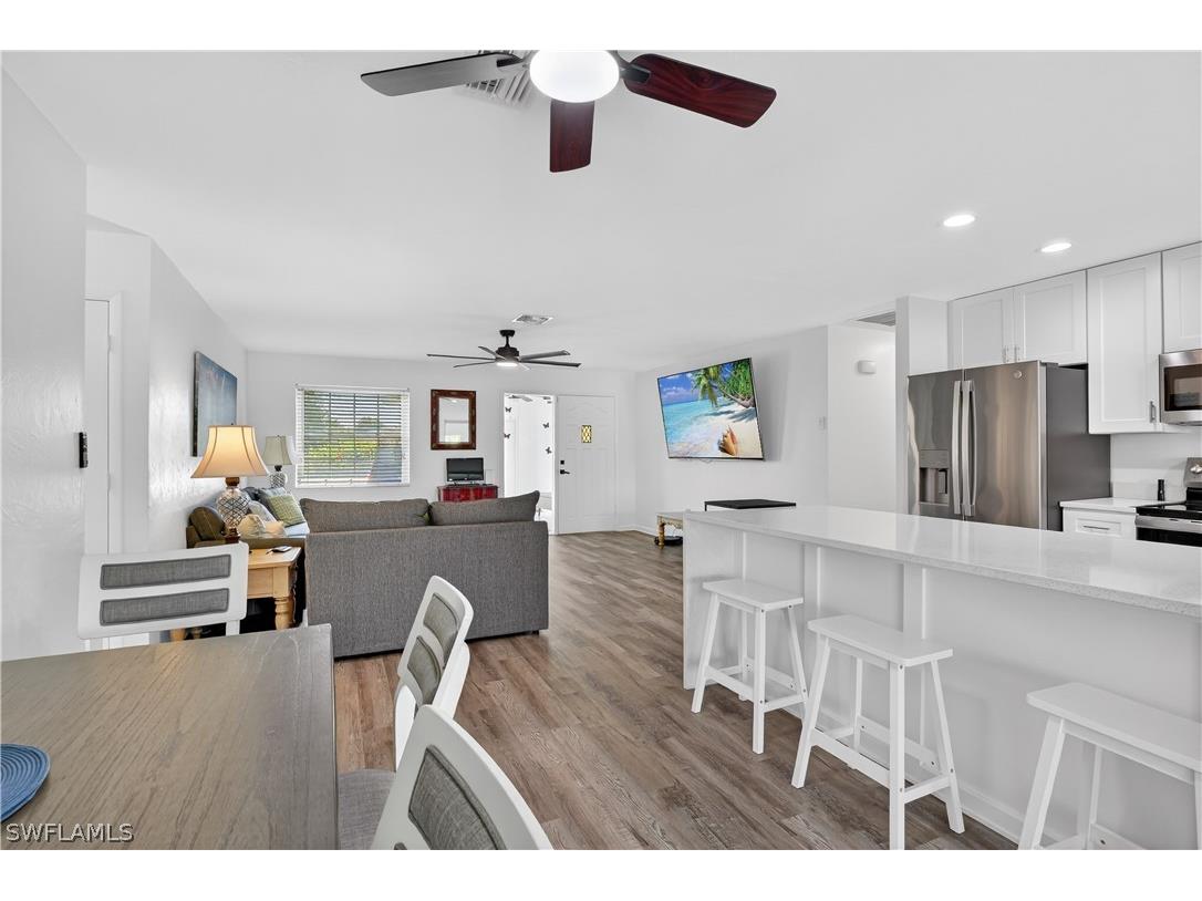 1305 SE 29th Terrace Cape Coral FL 33904 226008500 image11