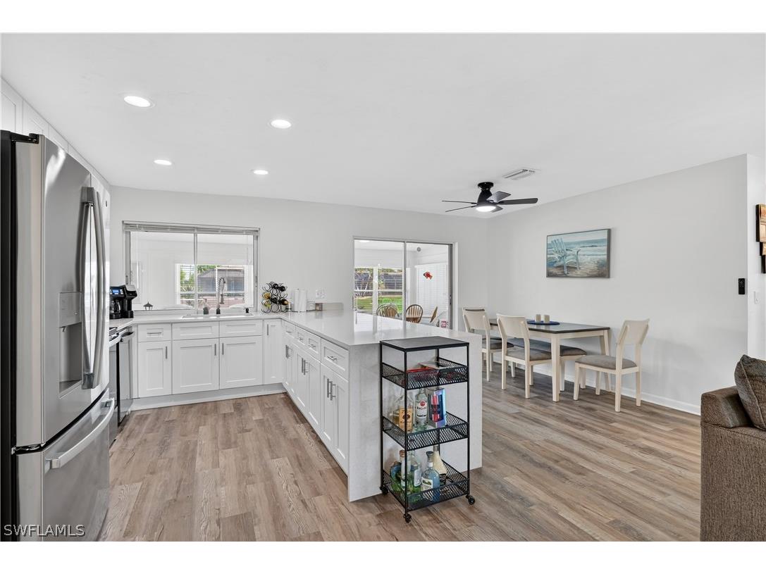 1305 SE 29th Terrace Cape Coral FL 33904 226008500 image13