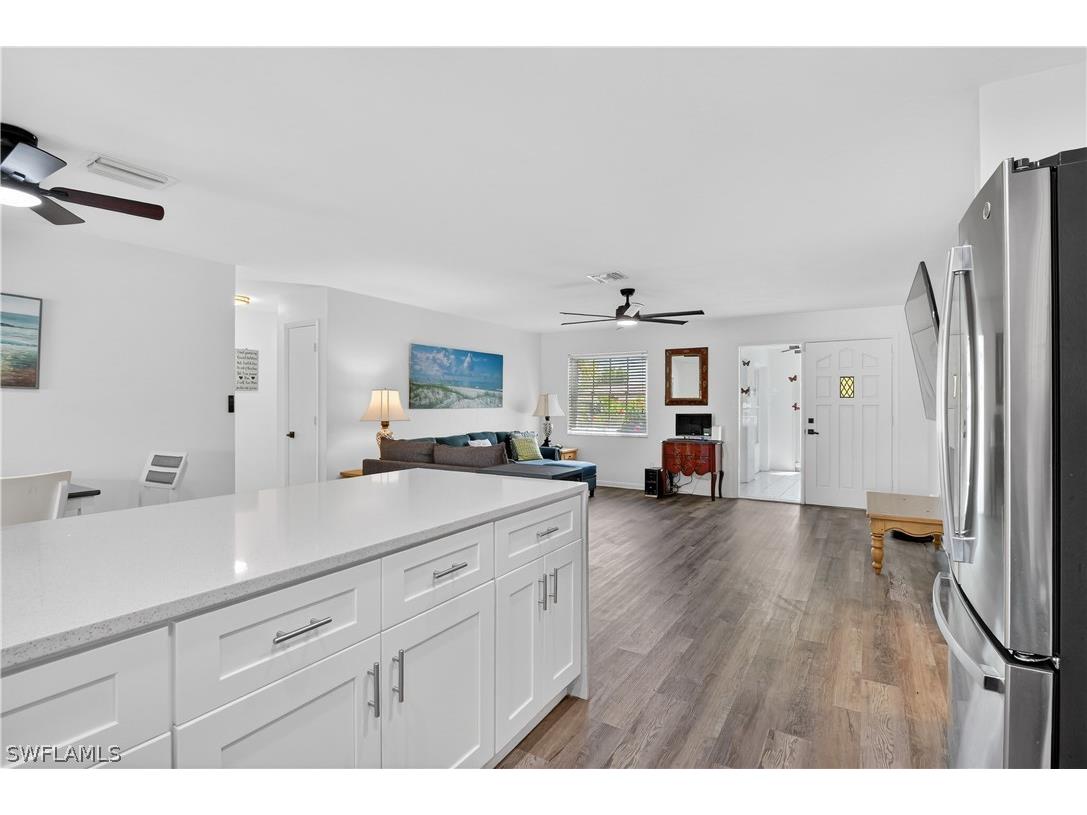 1305 SE 29th Terrace Cape Coral FL 33904 226008500 image14