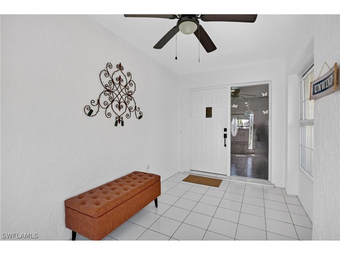 1305 SE 29th Terrace Cape Coral FL 33904 226008500 image16