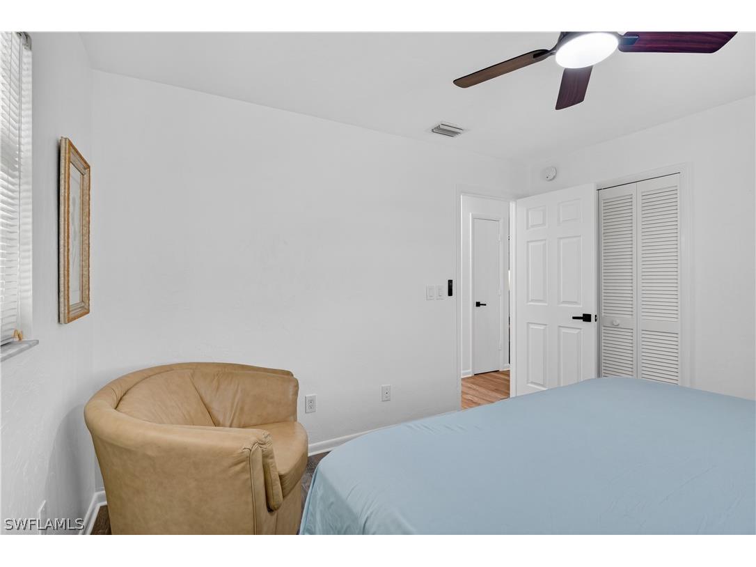 1305 SE 29th Terrace Cape Coral FL 33904 226008500 image28